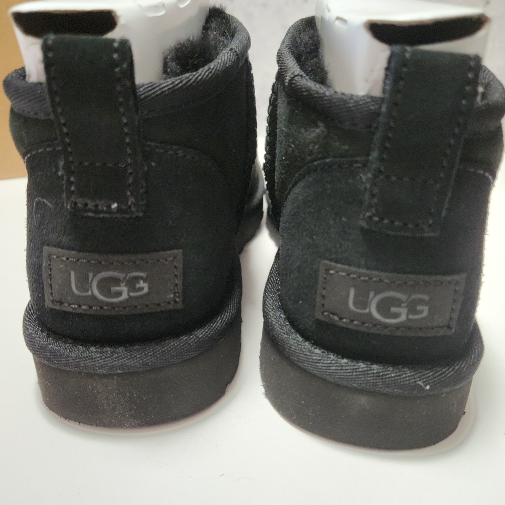 UGG Classic Ultra Mini Ankle Boot Women's Size US 8 - Picture 5 of 10